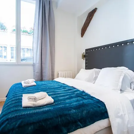 Mbm - Dahomey Bastille Paris
