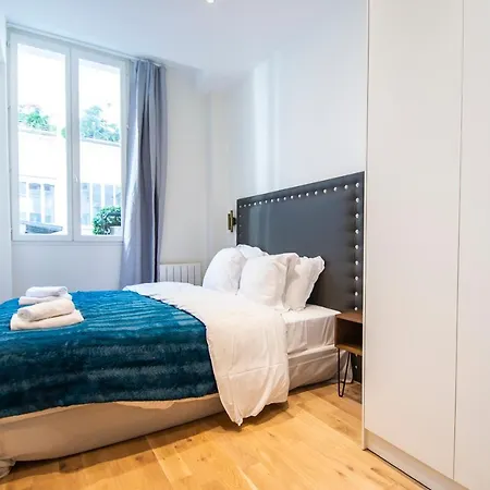 Mbm - Dahomey Bastille Appart hôtel *